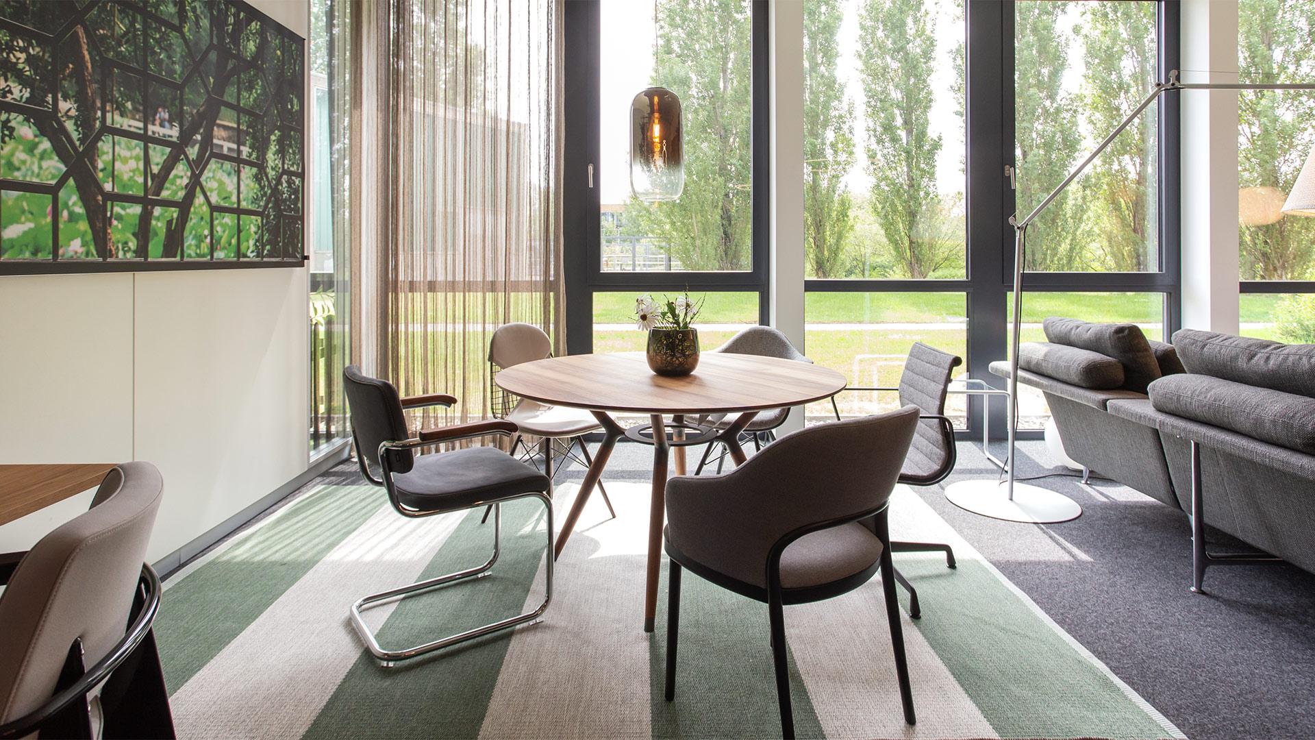 Design Esszimmer Thonet Vitra Stühle Innenarchitektur von raum und form in Münster