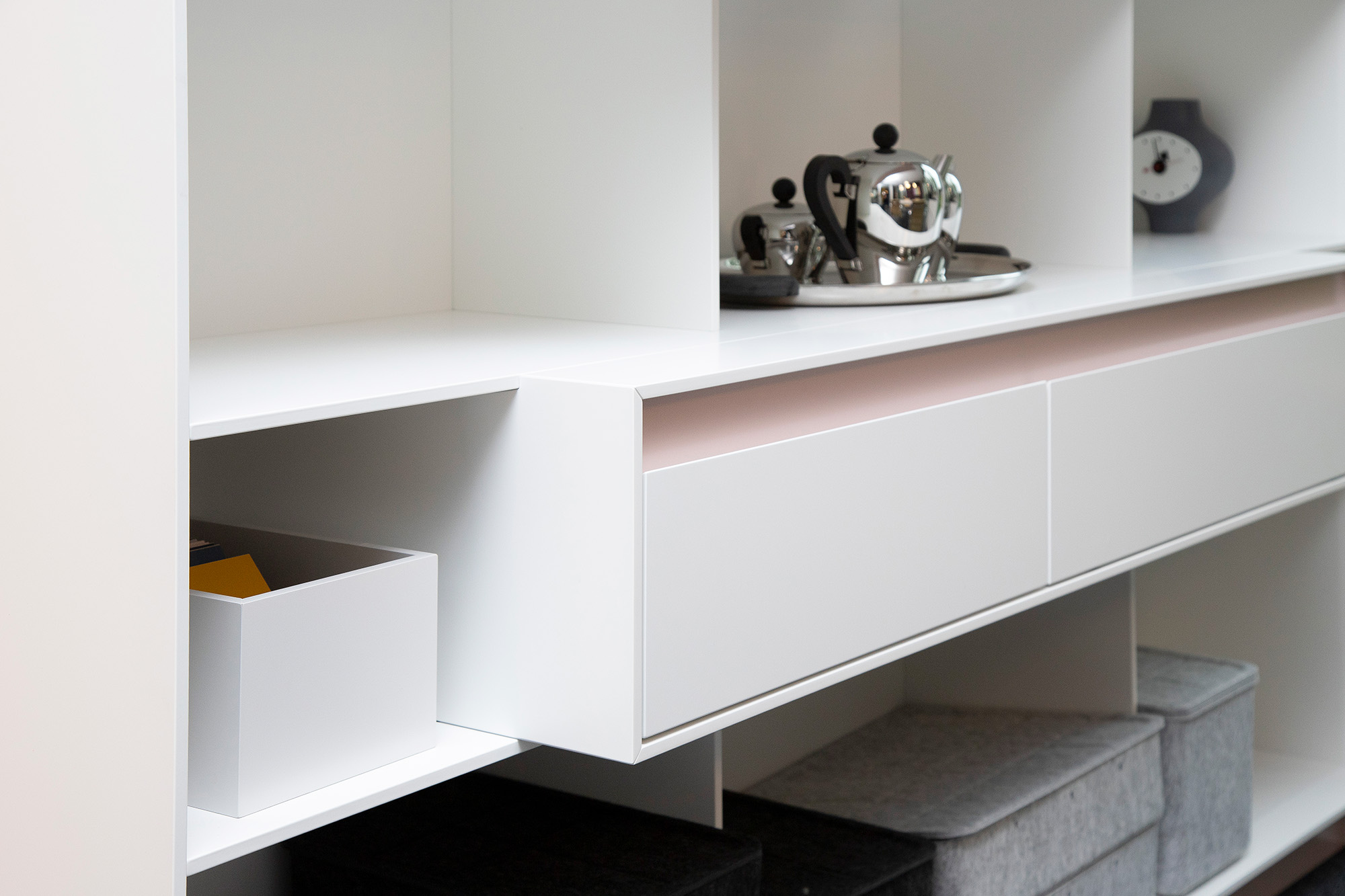 raum und form exklusive Serie Calma Schubladen